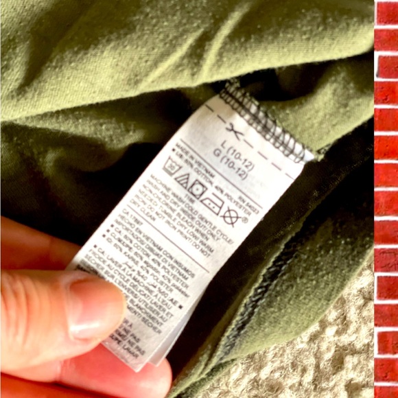 Old Navy Youth Large Camo Tshirt - Picture 3 of 3